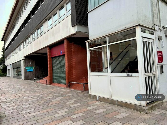 2 Bedroom Flat To Rent In Crow Road, Glasgow, G13