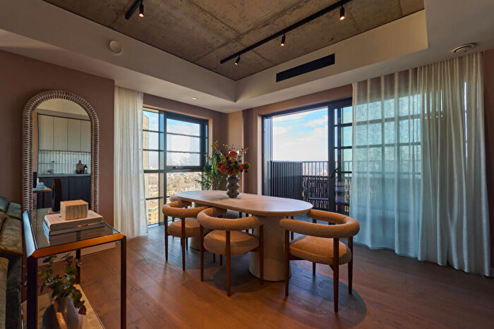 2 Bedroom Apartment For Sale In The Founding, Canada Water, SE1