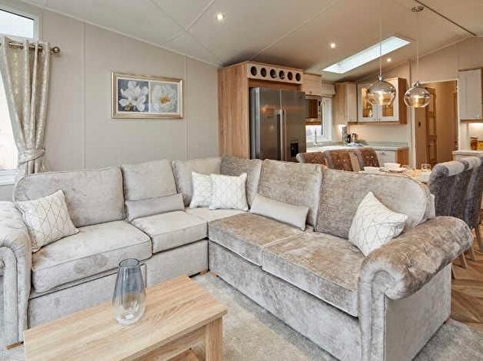 2 Bedroom Mobile/park Home For Sale In Violet Bank Caravan Park, Simonscales Lane, Cockermouth, CA13