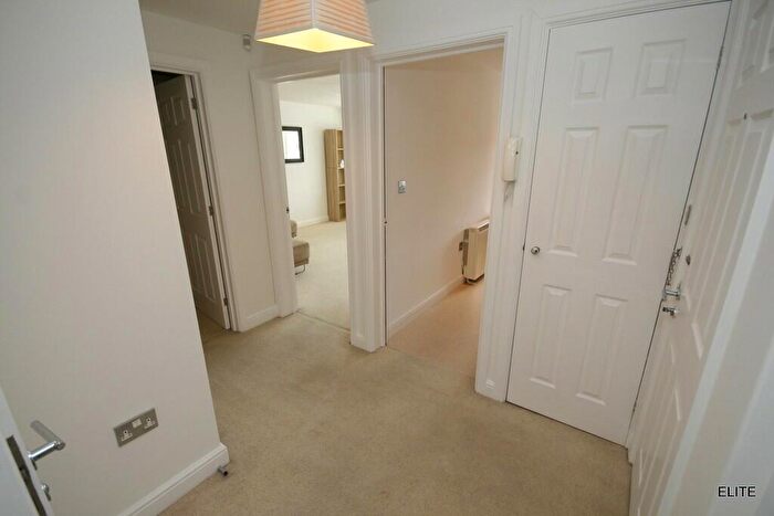 2 Bedroom Apartment To Rent In New Durham Courtyard, Gilesgate, DH1