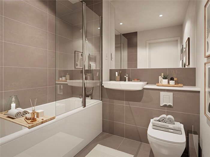 1 Bedroom Flat For Sale In Earlham Grove, London, E7