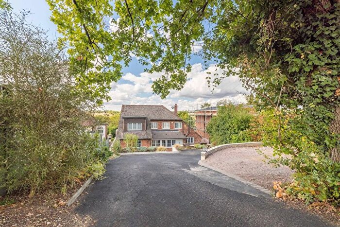 5 Bedroom Detached House For Sale In Holtspur Top Lane, Beaconsfield, HP9