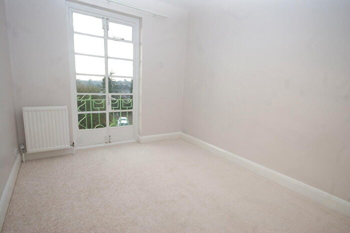 2 Bedroom Apartment To Rent In Capel Gardens, Pinner, HA5