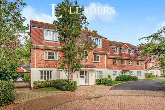 1 Bedroom Flat To Rent In North Parade, Horsham, RH12