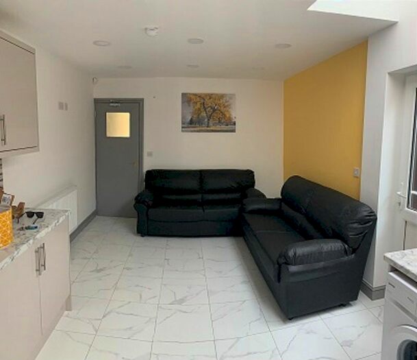 6 Bedroom Terraced House To Rent In Tiverton Road, Selly Oak B29