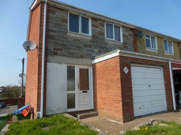 3 Bedroom House To Rent In Fair Green, Southampton, SO19