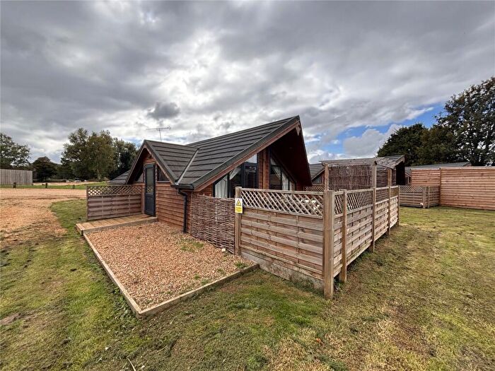 2 Bedroom Detached House For Sale In Holme Road, King's Lynn, Norfolk, PE34