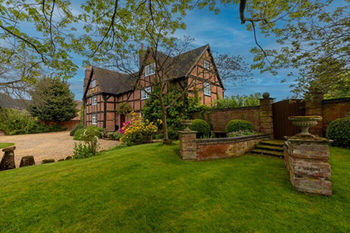 5 Bedroom Detached House For Sale In Green Farm, Back Lane, Coleshill, Birmingham, West Midlands, B46