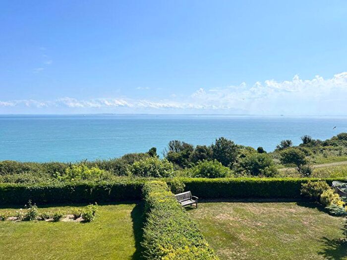 1 Bedroom Maisonette For Sale In St. Margaret's Bay, CT15