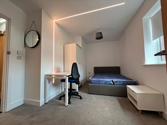 1 Bedroom Flat To Rent In New Vernon House, Vernon Avenue, Nottingham, NG9