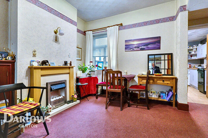 2 Bedroom Terraced House For Sale In Lansdowne Road, Cardiff, CF5