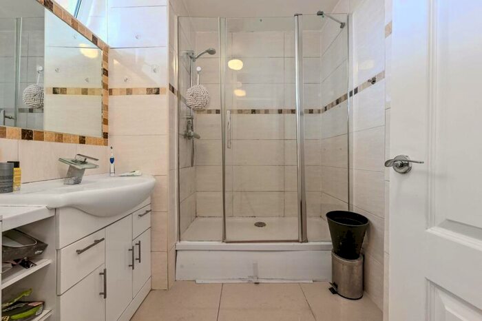 2 Bedroom Flat To Rent In Munster Square, Camden, London, NW1