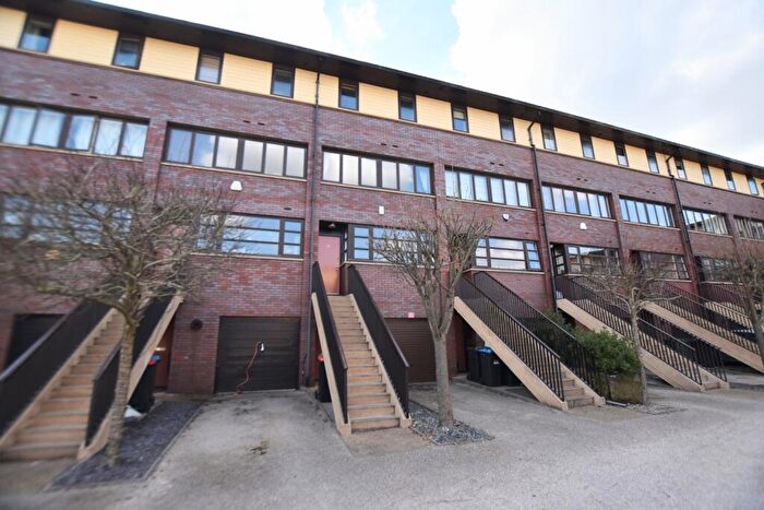 4 Bedroom Town House To Rent In Enterprise Lane, Campbell Park, MK9