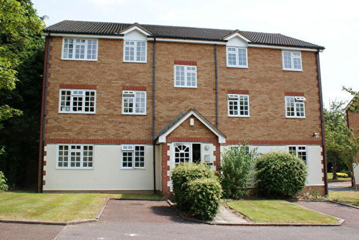 1 Bedroom Apartment To Rent In Hanson Close, Beckenham, BR3