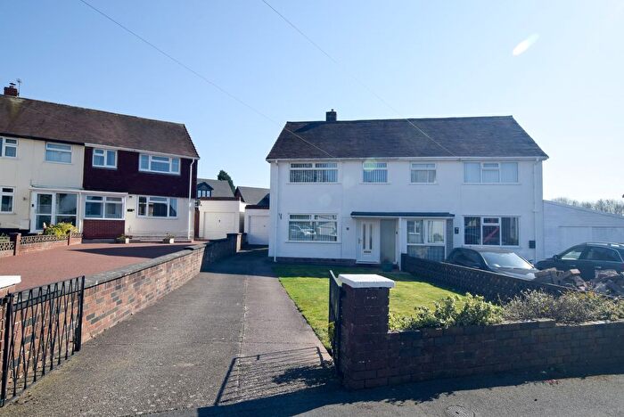 3 Bedroom Semi Detached House For Sale In Park Close, St. Georges, Telford, Ly., TF2