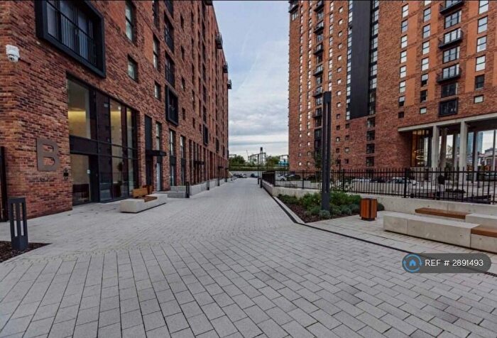 2 Bedroom Flat To Rent In Wilburn Basin, Salford, M5
