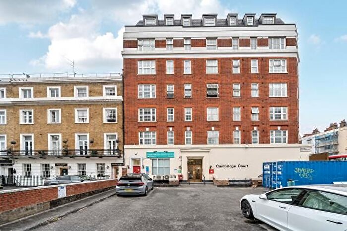 2 Bedroom Flat For Sale In Sussex Gardens, London, W2