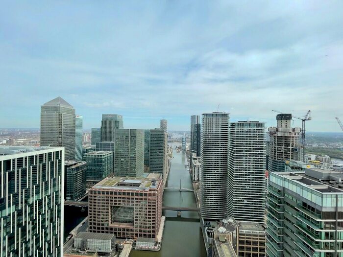 Studio To Rent In Marsh Wall, London, E14