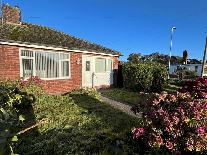 2 Bedroom Bungalow To Rent In Oxendale Road, Thornton, FY5
