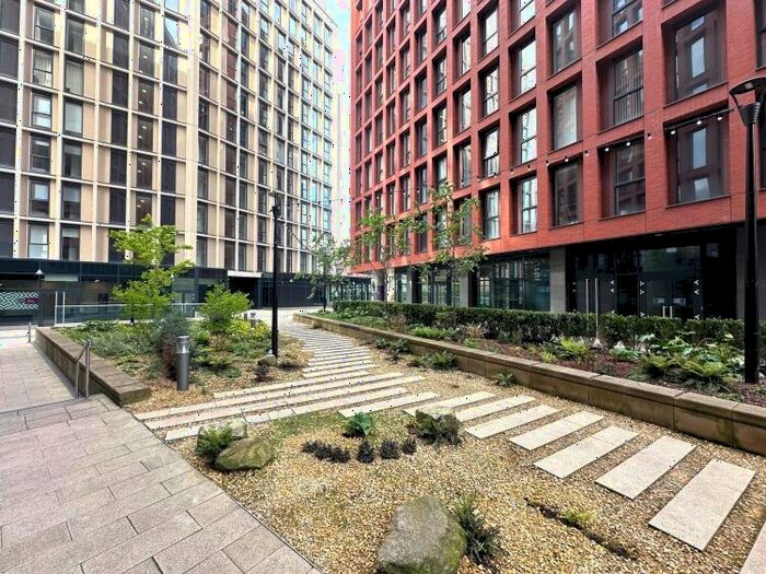 1 Bedroom Apartment For Sale In Manchester New Square Whitworth Street, M1