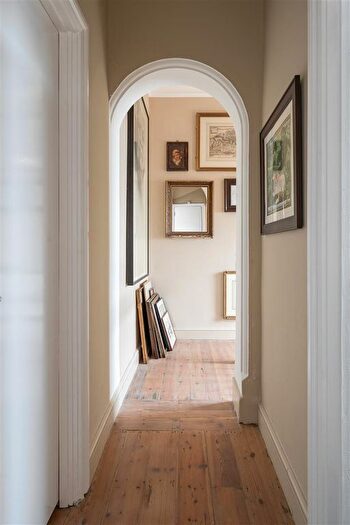 2 Bedroom End Terrace House For Sale In Neville Road, London, E7