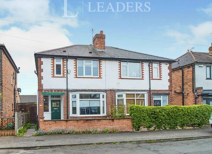 3 Bedroom Semi-Detached House To Rent In Chestnut Grove, Gedling, NG4