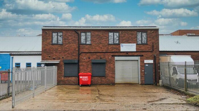 1 Bedroom Flat To Rent In Bridge Road East, Welwyn Garden City, AL7