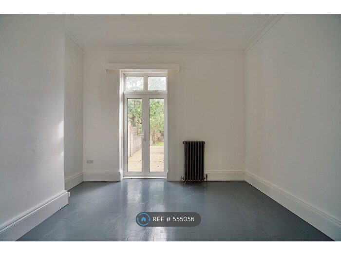2 Bedroom Flat To Rent In Alexandra Road, London, N8
