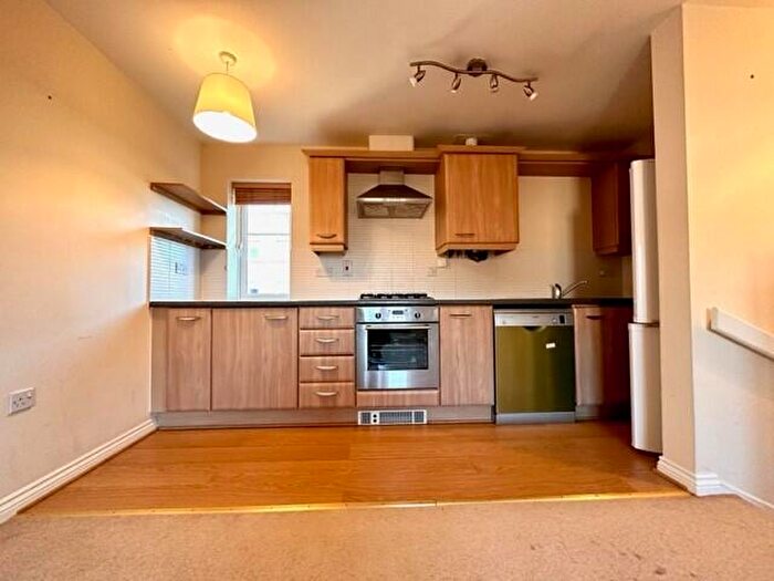 2 Bedroom Apartment To Rent In Graham Road, Cambridge, CB4