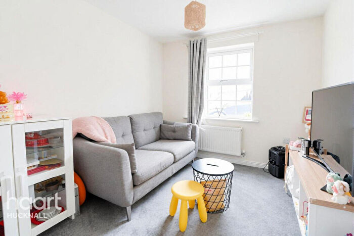 4 Bedroom End Of Terrace House For Sale In Davies Way, Nottingham, NG5