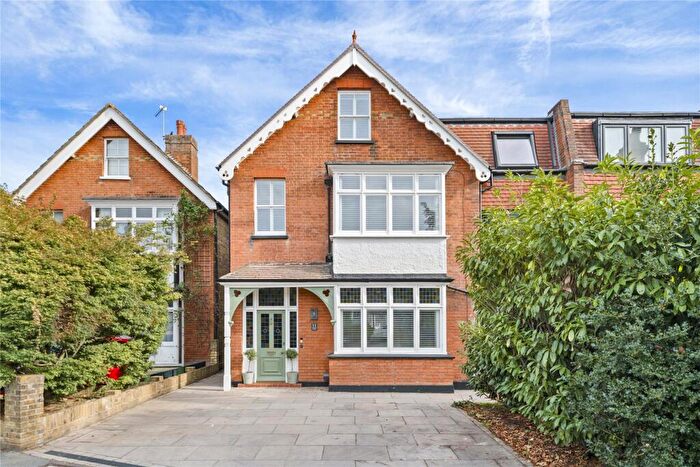 4 Bedroom Detached House For Sale In St. Albans Avenue, Weybridge, Surrey, KT13