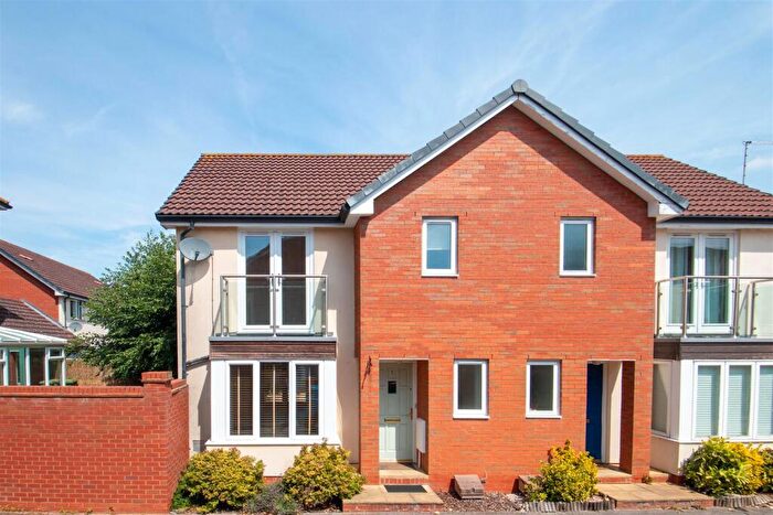 3 Bedroom Semi Detached House To Rent In Blue Anchor, Broughton, MK10