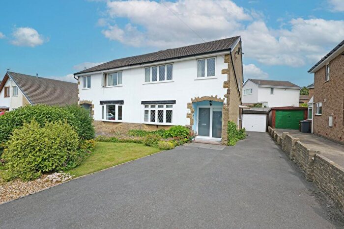 3 Bedroom Semi-Detached House For Sale In Valley Drive, Barnoldswick, BB18