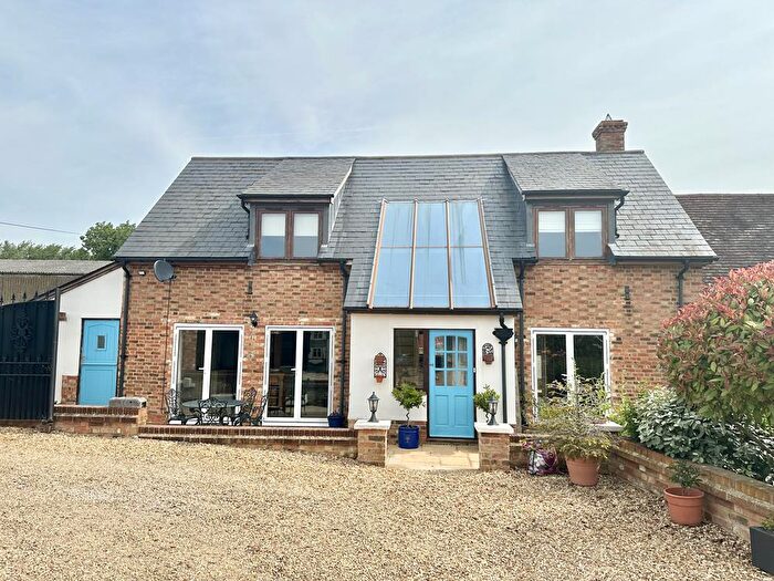 3 Bedroom Property To Rent In Riseley, Bedfordshire, MK44