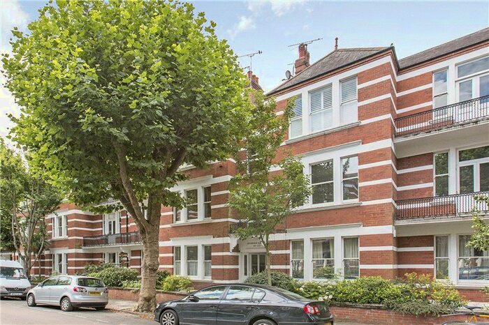 3 Bedroom Flat To Rent In Riverview Gardens, Barnes, London, SW13