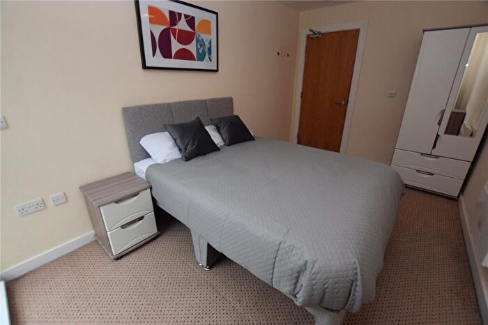 1 Bedroom Flat To Rent In Quebec Building, Bury Street, Salford, Manchester, M3