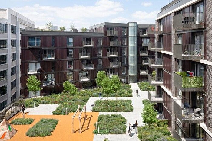 1 Bedroom Flat For Sale In The Assembly Buildings, The Old Vinyl Factory, Powerhouse Lane, Hayes, UB3