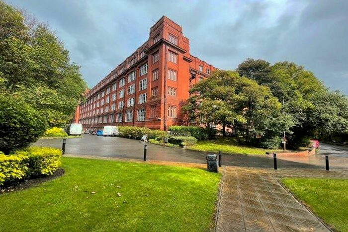 1 Bedroom Property To Rent In Blackburn Road, Bolton, BL1