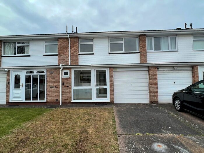 3 Bedroom Property To Rent In Hunstanton Avenue, Harborne, Birmingham, B17