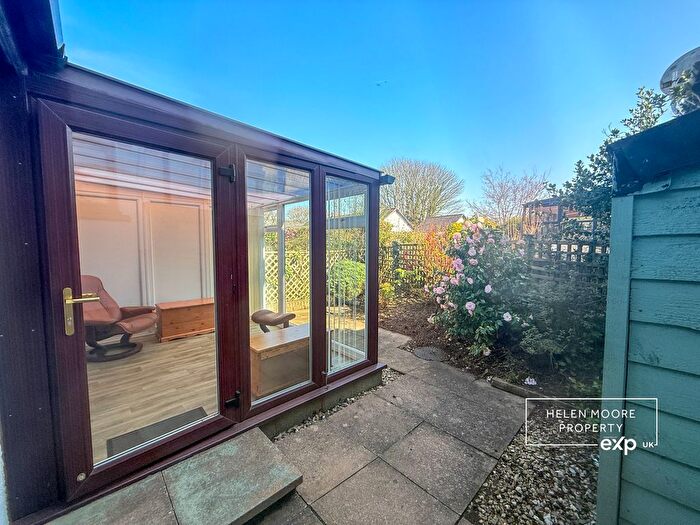 1 Bedroom Terraced Bungalow For Sale In Shipley Close, South Brent, Devon, TQ10