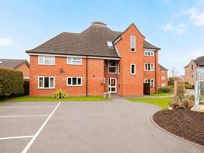 2 Bedroom Apartment To Rent In Trinity Mews, Bury St Edmunds, IP33