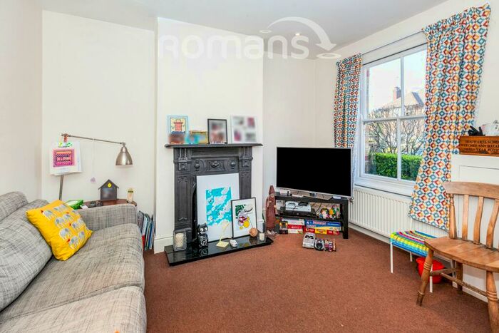 2 Bedroom Terraced House To Rent In Elm Road, SL4