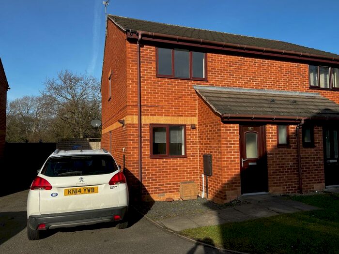 3 Bedroom House To Rent In Dalesgate Close, Littleover, Derby, DE23