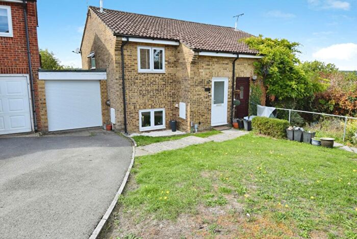 3 Bedroom Semi Detached House For Sale In Tuckers Close, Amesbury, Wiltshire, SP4