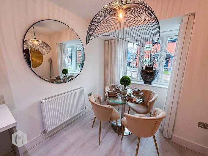 4 Bedroom Semi-Detached House For Sale In Fidden Avenue, Northwich, CW9