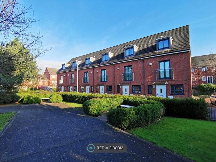 3 Bedroom Terraced House To Rent In The Phoenix, Salford, M7