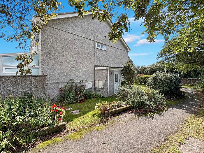 2 Bedroom End Of Terrace House For Sale In Messack Close, Falmouth, TR11