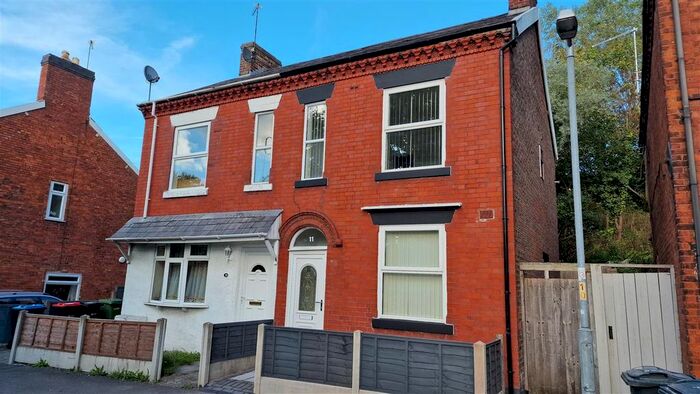 3 Bedroom Semi-Detached House To Rent In Station Road, Winsford, CW7