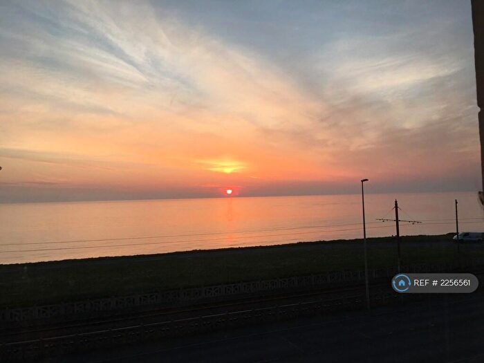 1 Bedroom Flat To Rent In Queens Promenade, Bispham Blackpool, FY2