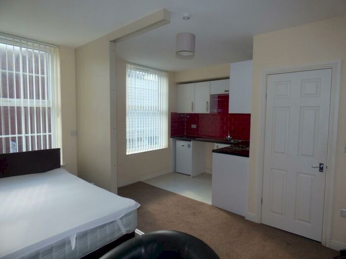 1 Bedroom Apartment To Rent In Flat, York House, Cleveland Street, DN1